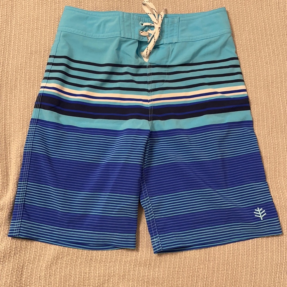 Youth Boys Coolibar UPF50+ Swim trunks small